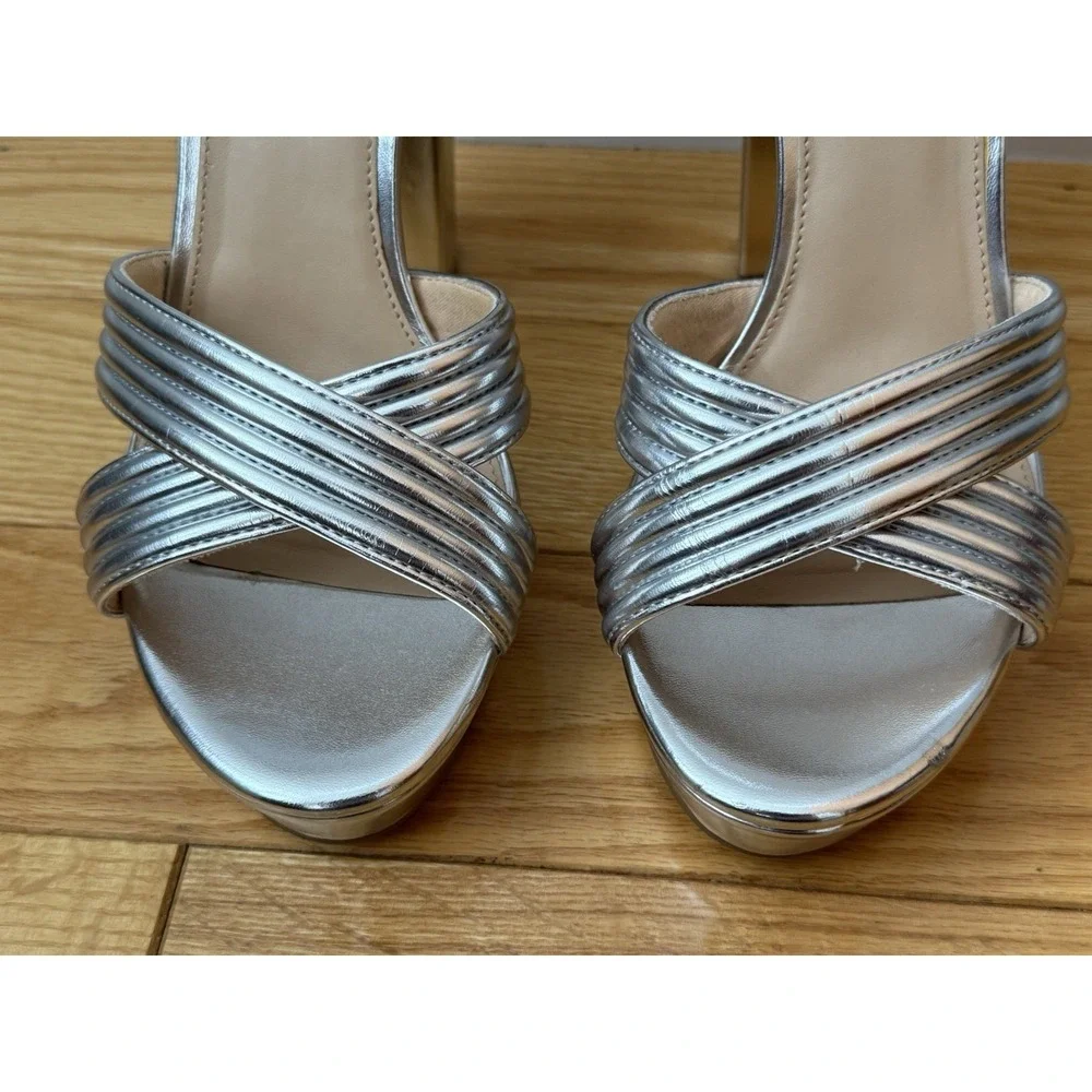 Jewel Badgley Mischka Silver Women's Sz.10 Heeled Open Toe Platform Sandal Heels